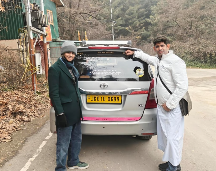 Srinagar rental taxi service 